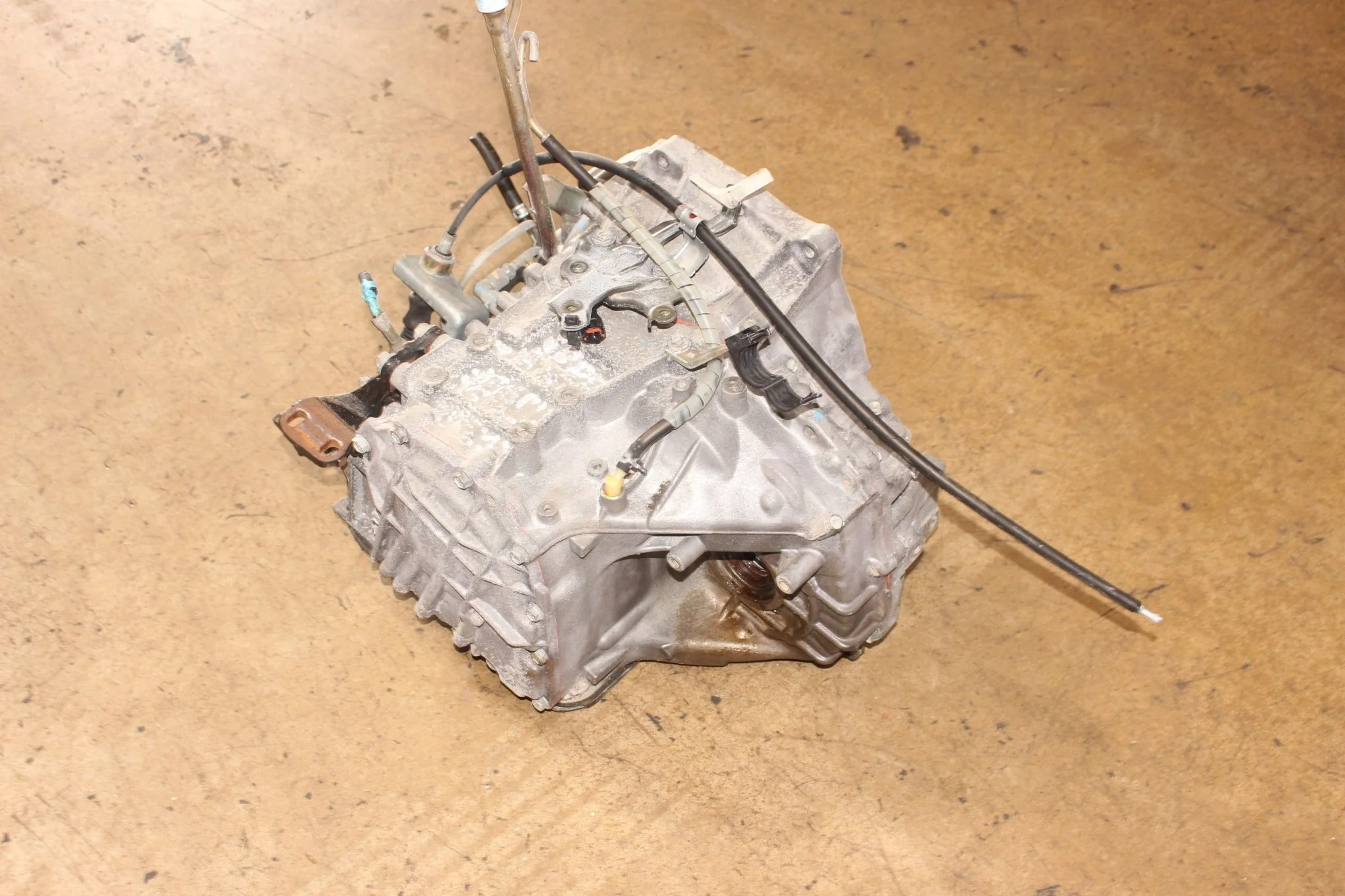 2000-2006 Toyota Echo Automatic JDM Transmission 1NZFE 1.5L 4 Cylinders - Image 3